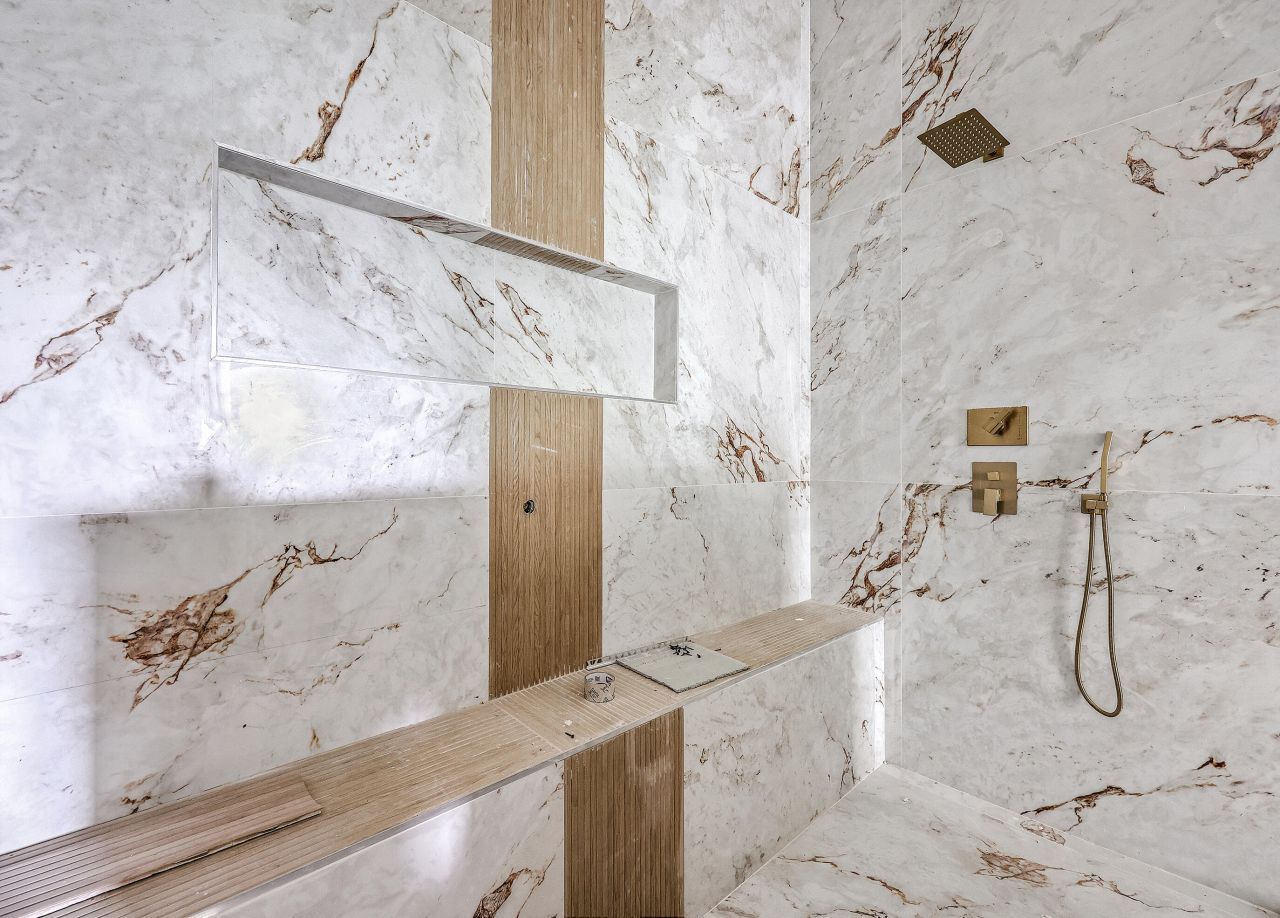 404 Fairington Drive Photo 34