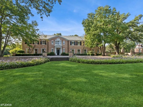 2020 Knollwood Road, Lake Forest, IL 60045