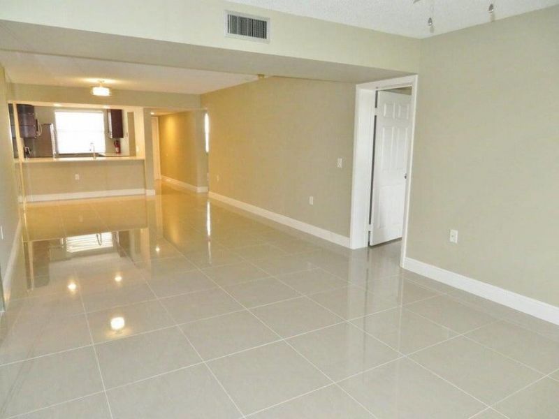 3521 Village Boulevard, Unit 103, West Palm Beach, FL 33409 Photo