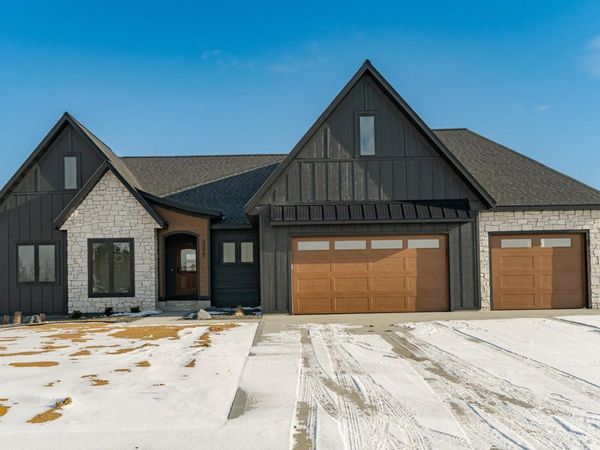 3327 Bella Terra Road NE, Rochester, MN 55906