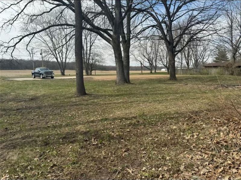 10406 Primrose, New Paris, OH 45347 Photo 6