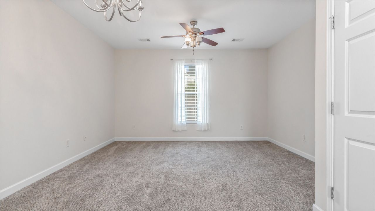 2954 Yancey Way Photo 16