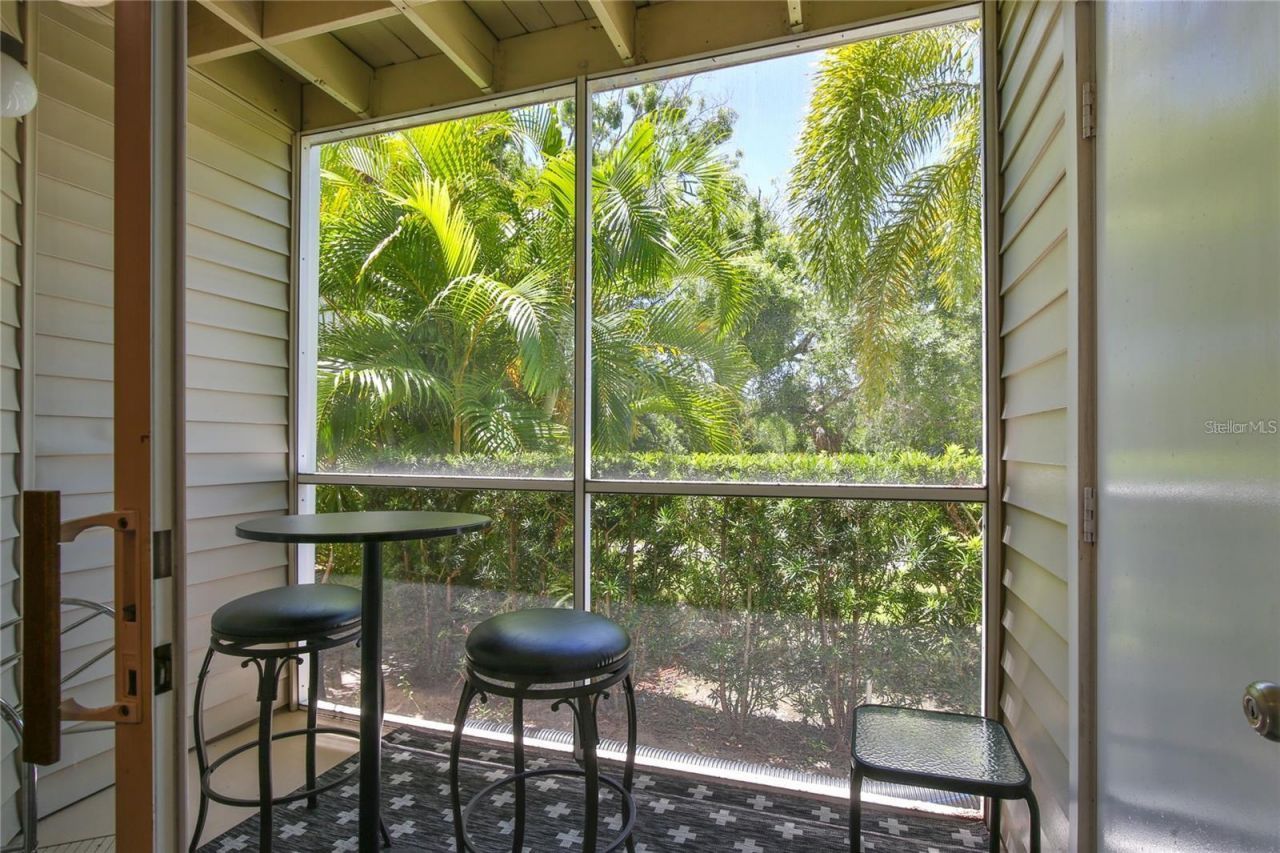 850 S Tamiami Trail, Unit 409, Sarasota, FL 34236 Photo