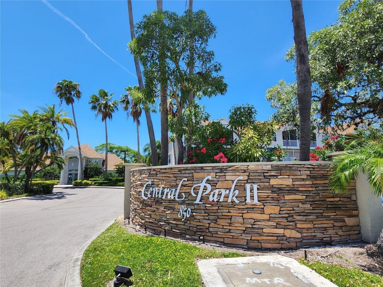 850 S Tamiami Trail, Unit 409, Sarasota, FL 34236 Photo