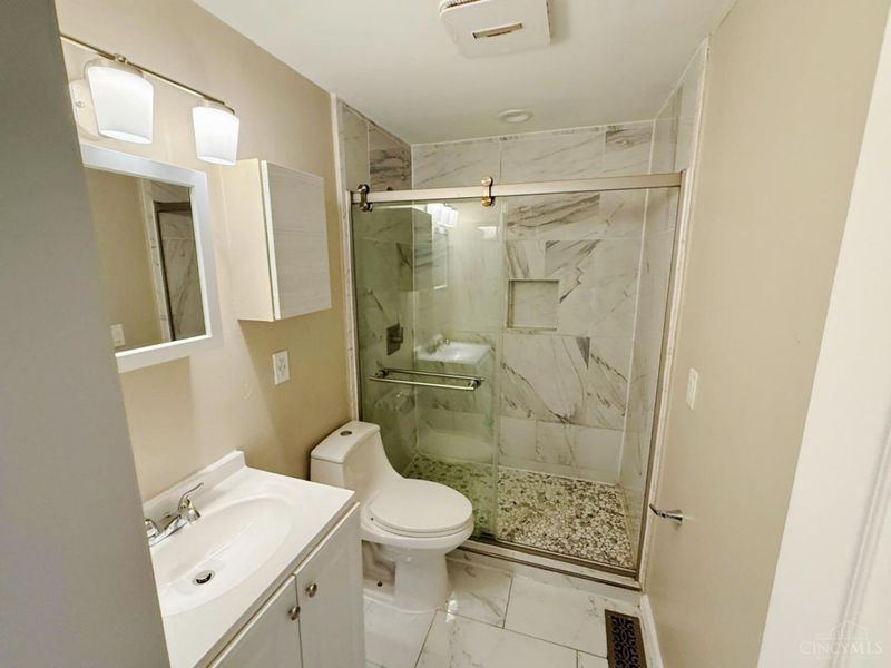 11537 Norbourne Drive, Forest Park, OH 45240 Photo 12