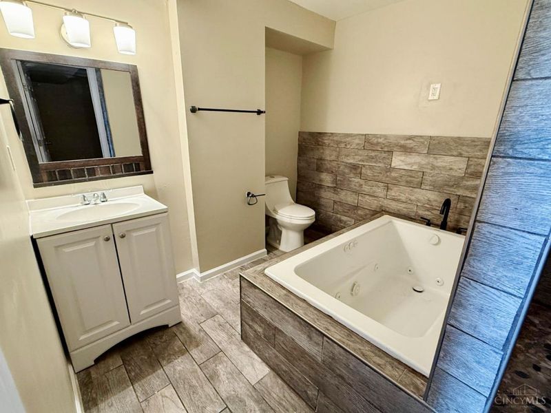 11537 Norbourne Drive, Forest Park, OH 45240 Photo 21