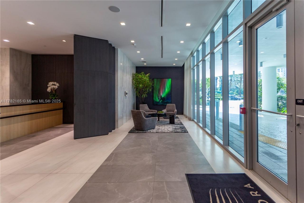 17550 Collins Ave, Unit 1404, Sunny Isles Beach, FL 33160 Photo