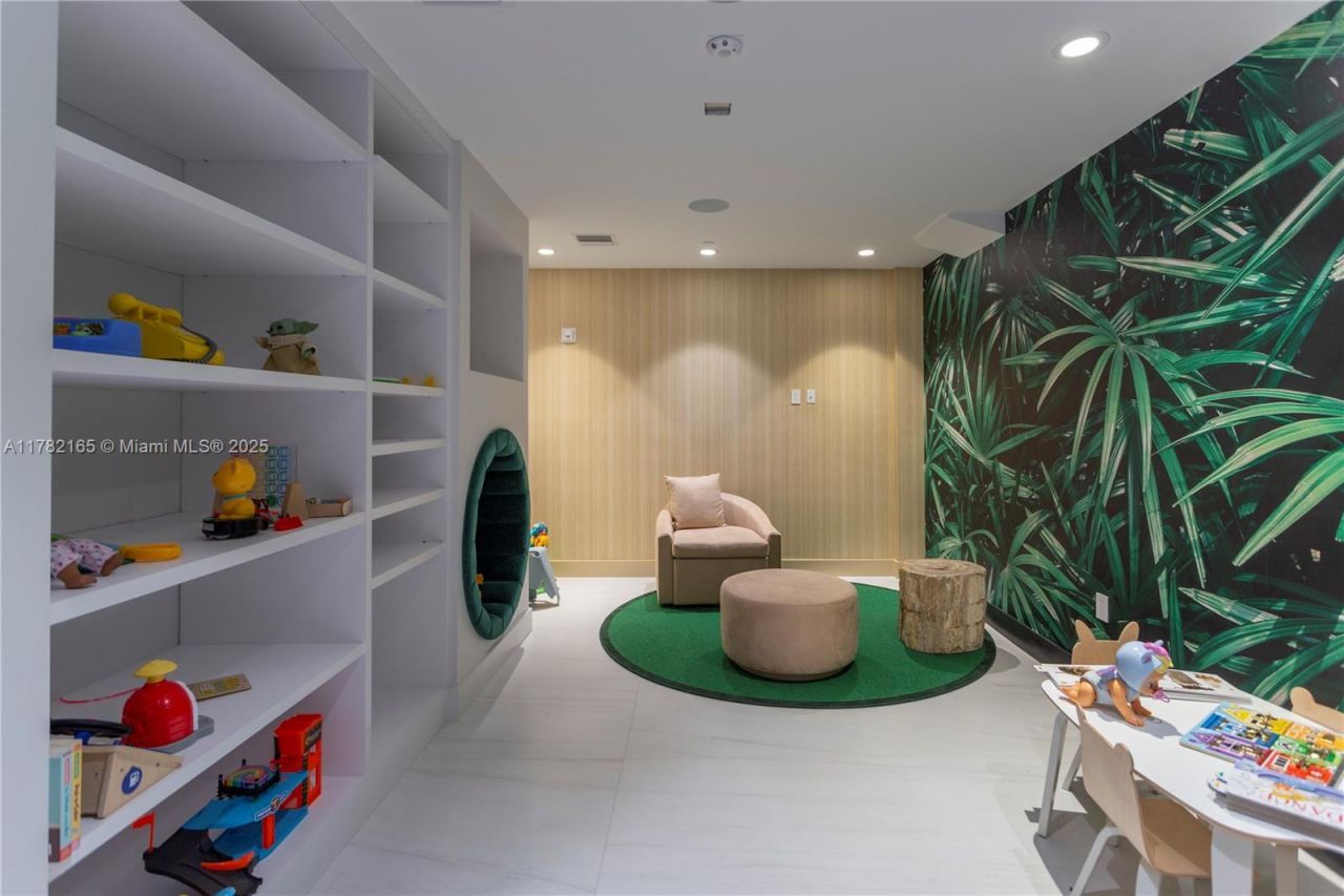 17550 Collins Ave, Unit 1404, Sunny Isles Beach, FL 33160 Photo