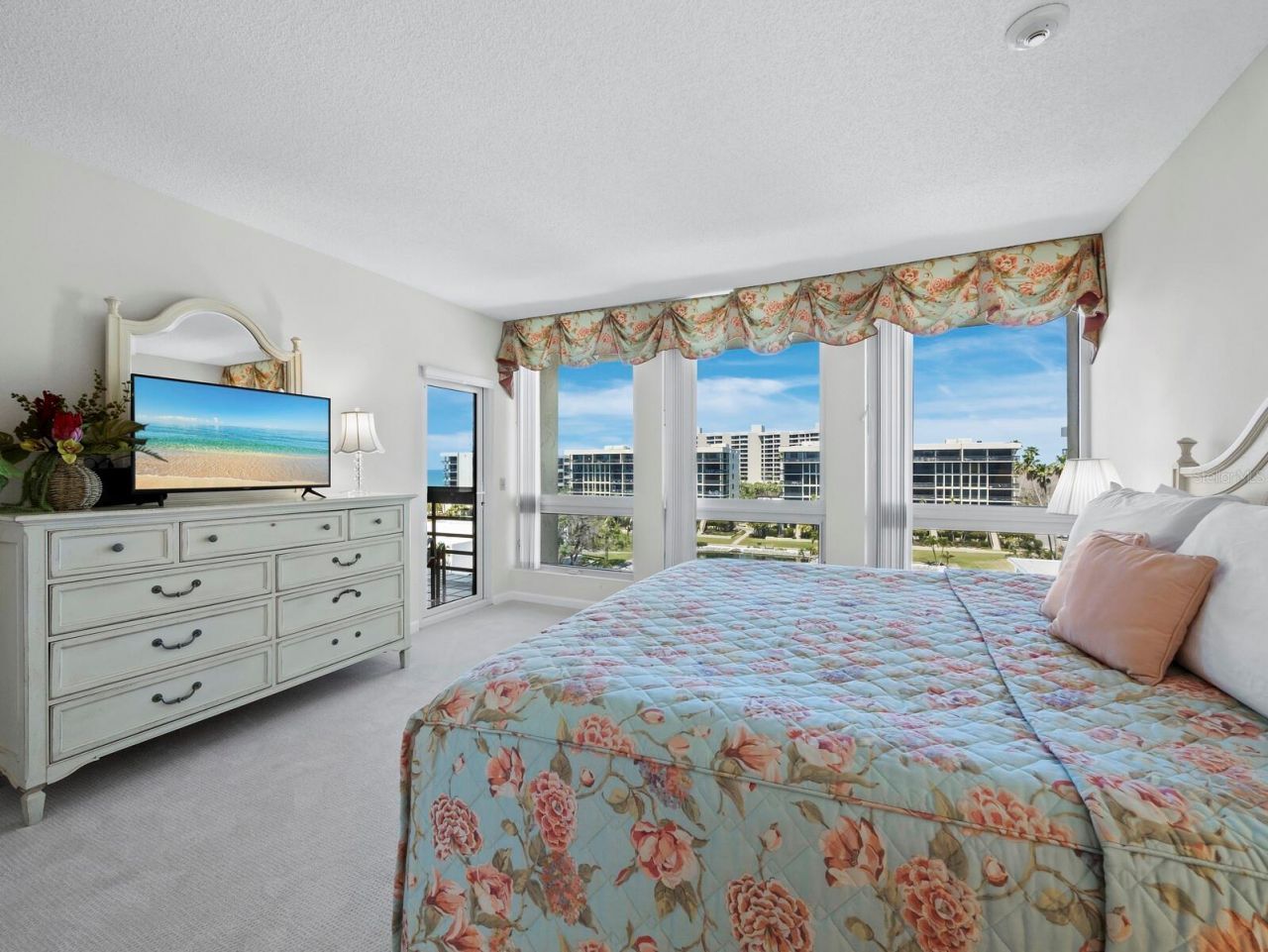 1095 Gulf Of Mexico Drive, Unit 503, Longboat Key, FL 34228 Photo