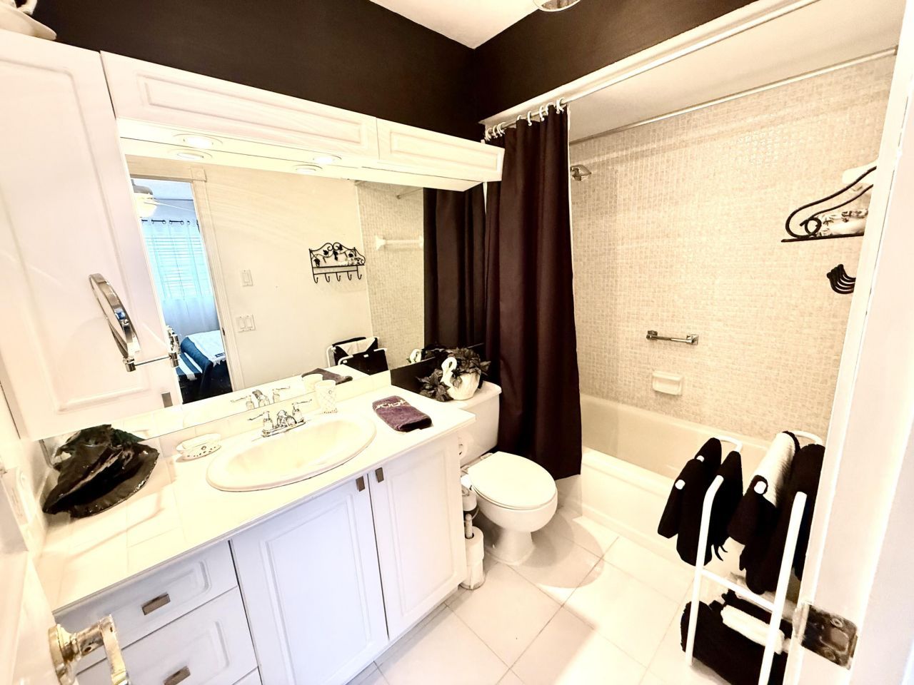 3401 NW 47th Avenue, Unit 513, Lauderdale Lakes, FL 33319 Photo