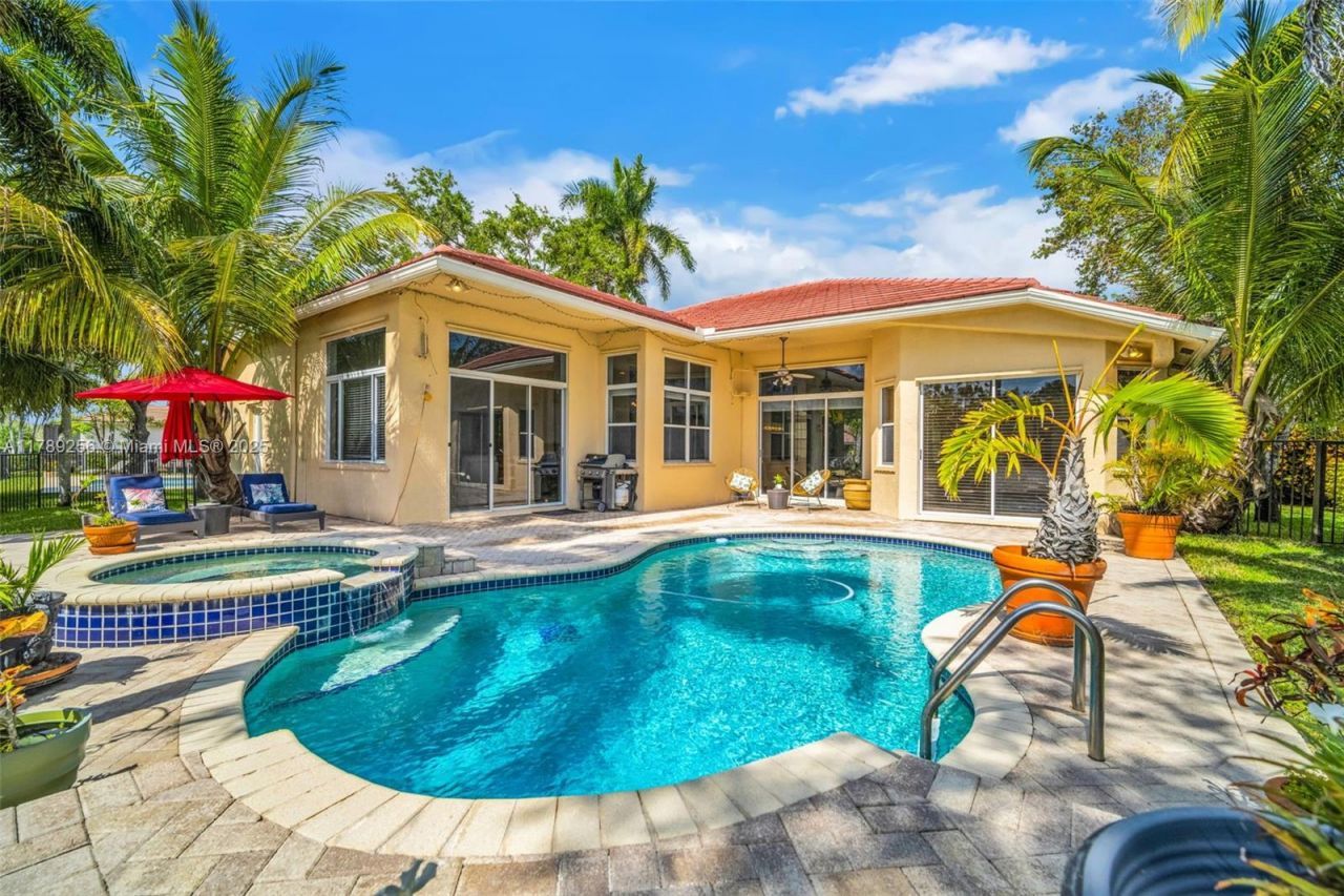 3739 Oak Ridge Cir, Weston, FL 33331 Photo