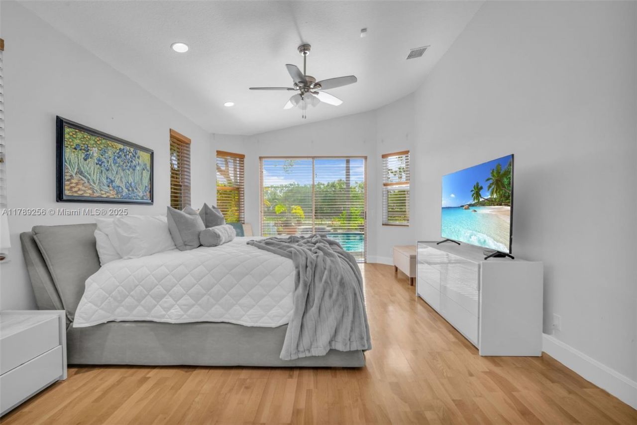 3739 Oak Ridge Cir, Weston, FL 33331 Photo