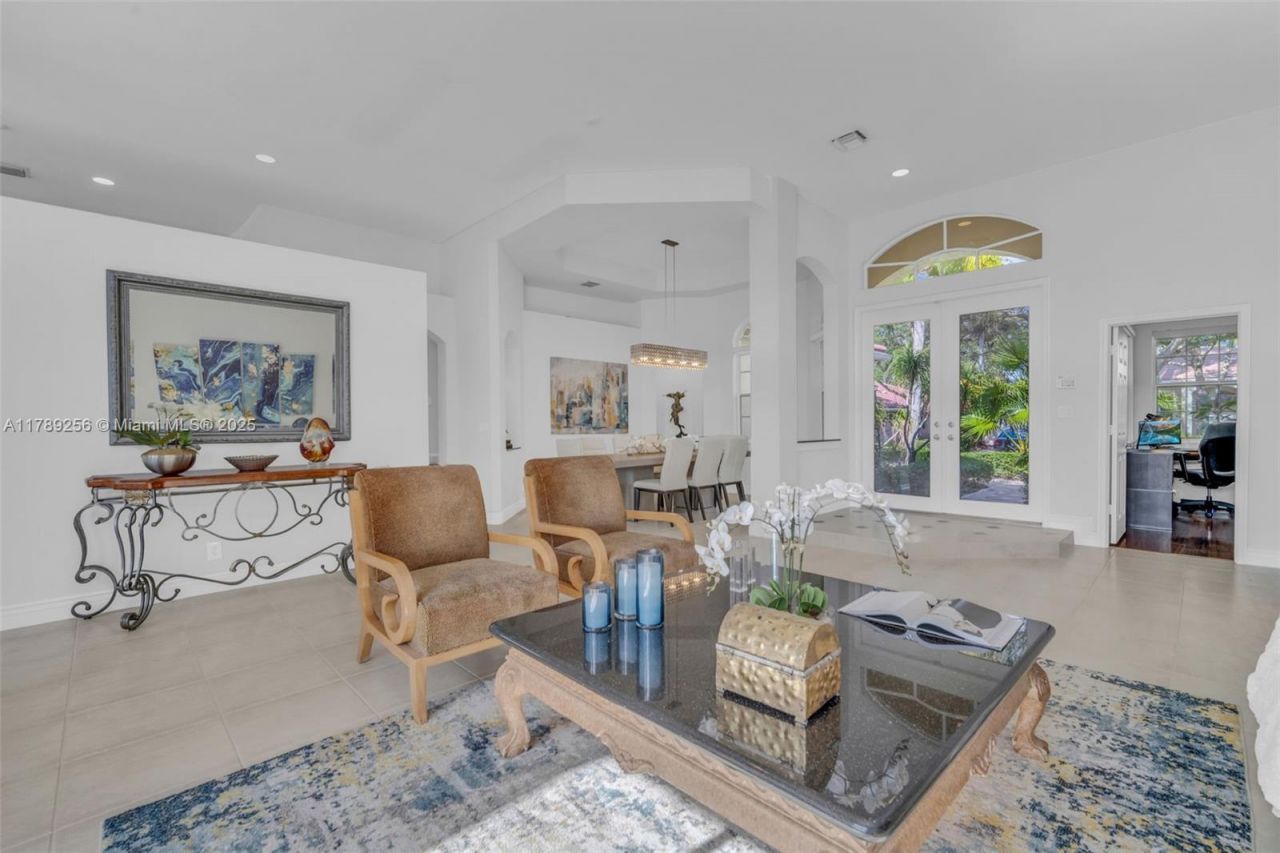 3739 Oak Ridge Cir, Weston, FL 33331 Photo