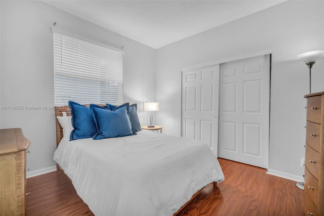 3739 Oak Ridge Cir, Weston, FL 33331 Photo