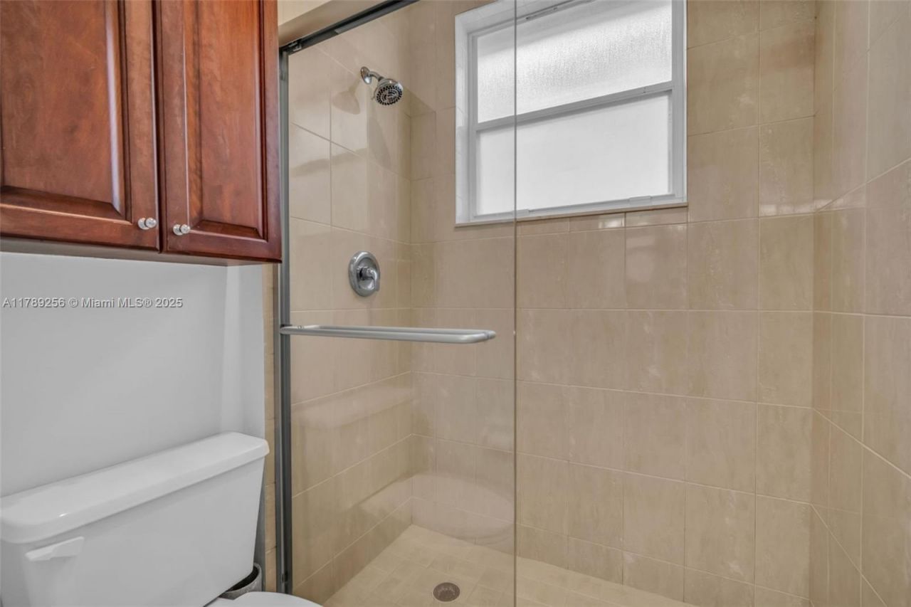 3739 Oak Ridge Cir, Weston, FL 33331 Photo