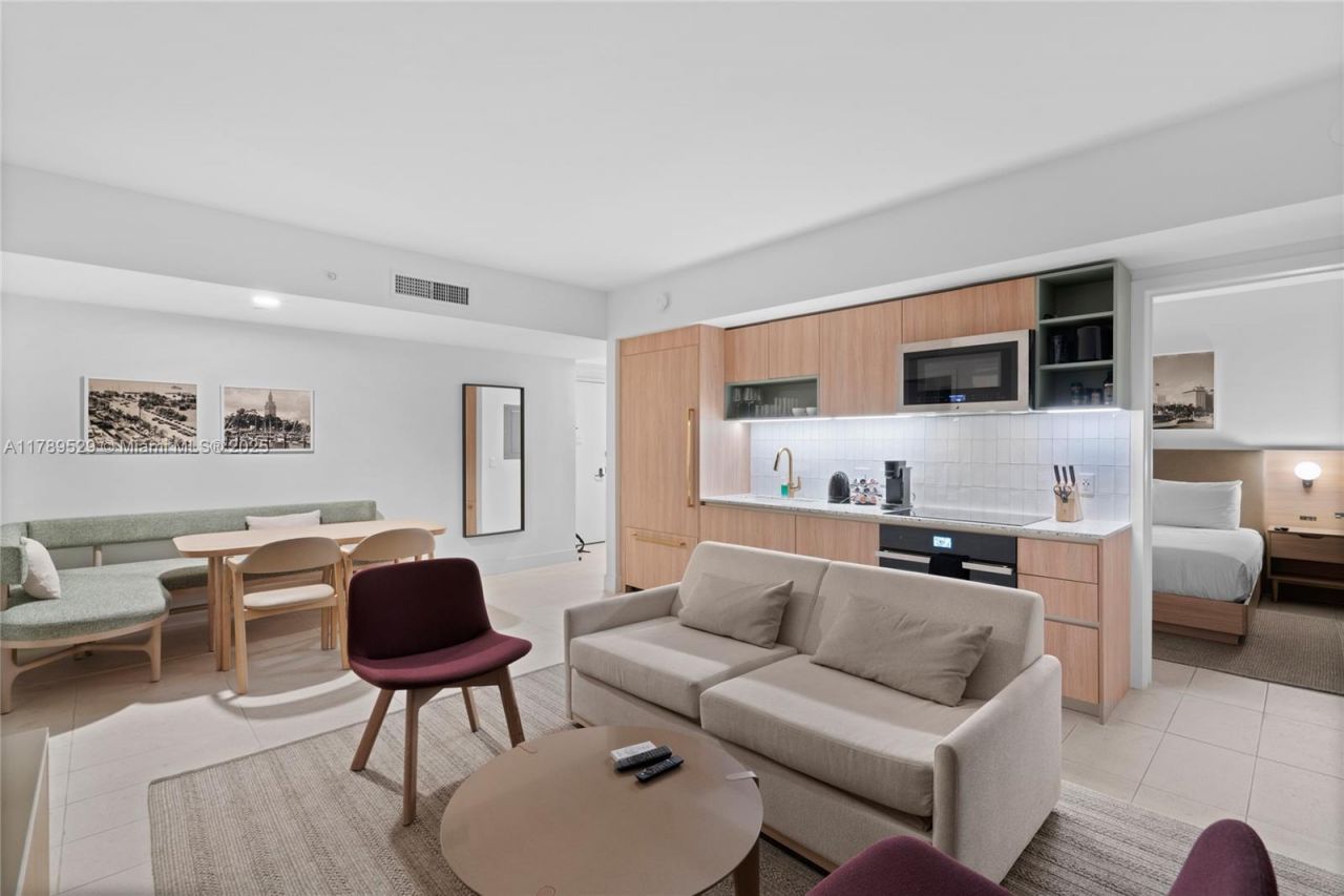 159 NE 6th St, Unit 3105, Miami, FL 33132 Photo