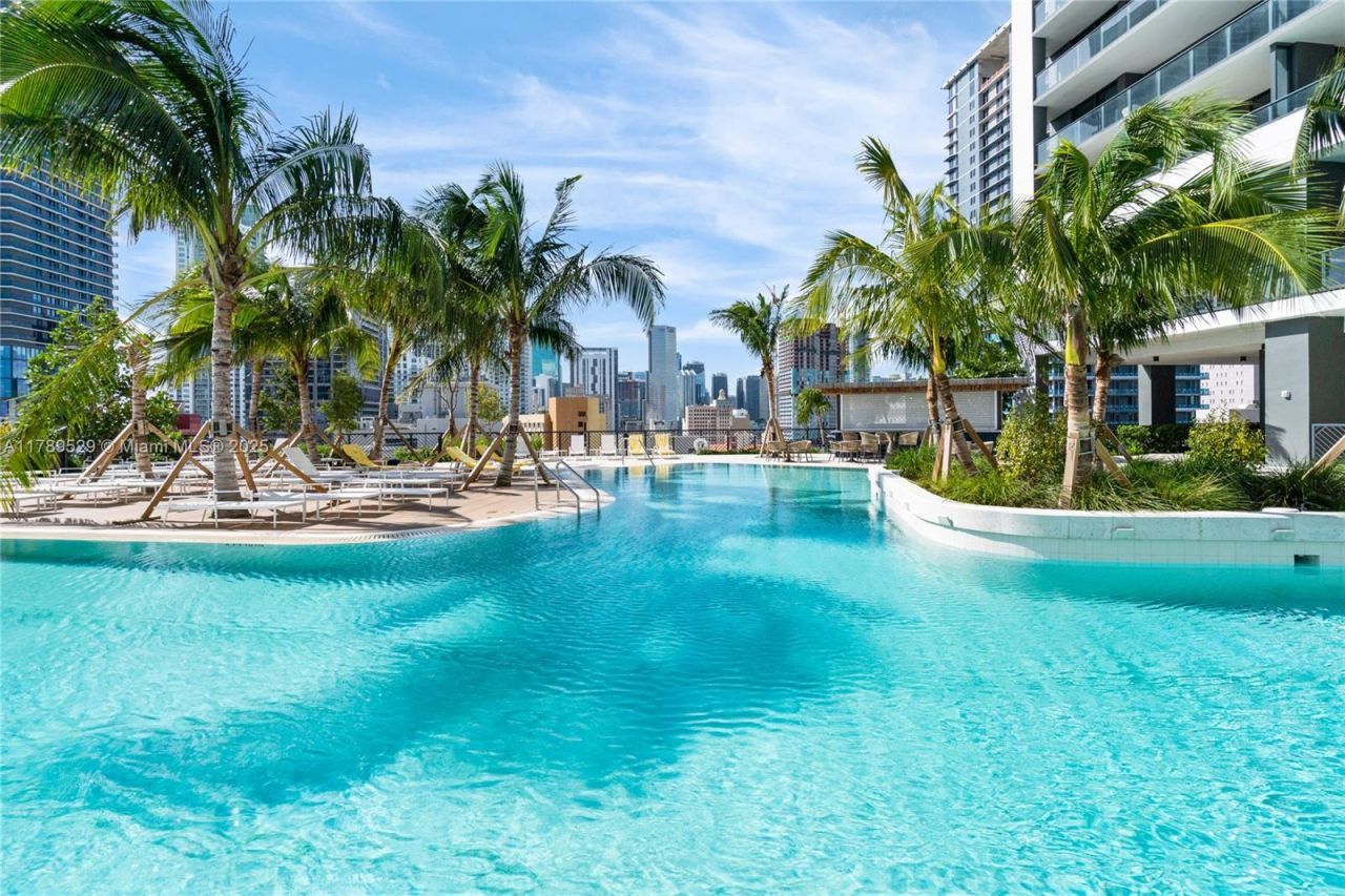 159 NE 6th St, Unit 3105, Miami, FL 33132 Photo