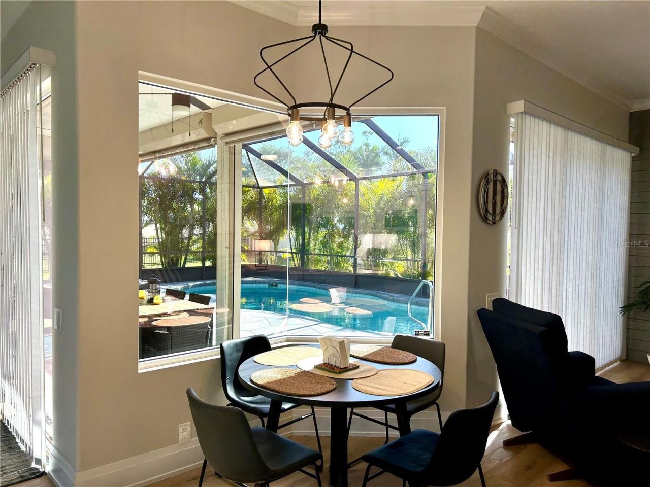 7448 39th Court E, Sarasota, FL 34243 Photo