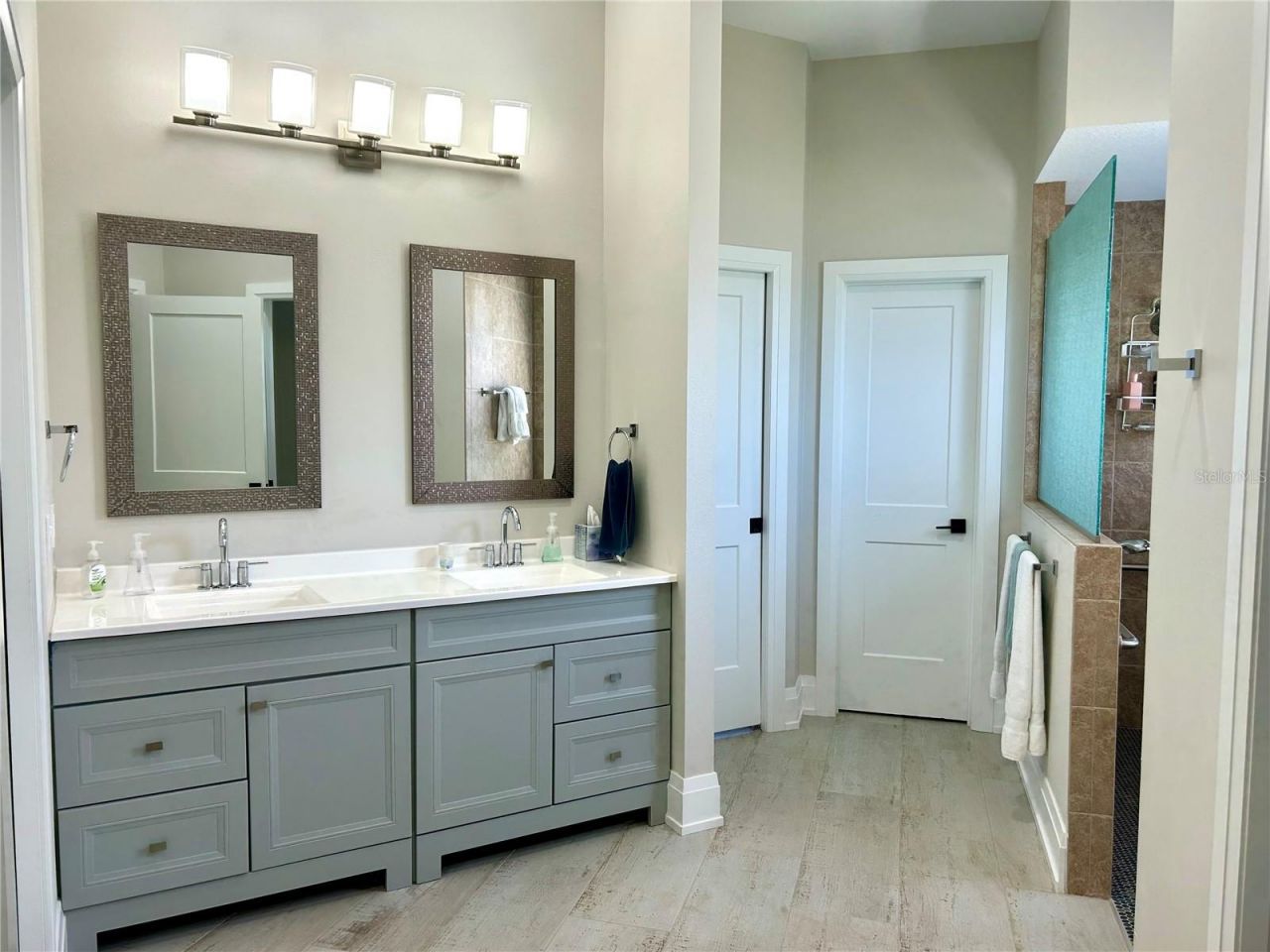 7448 39th Court E, Sarasota, FL 34243 Photo