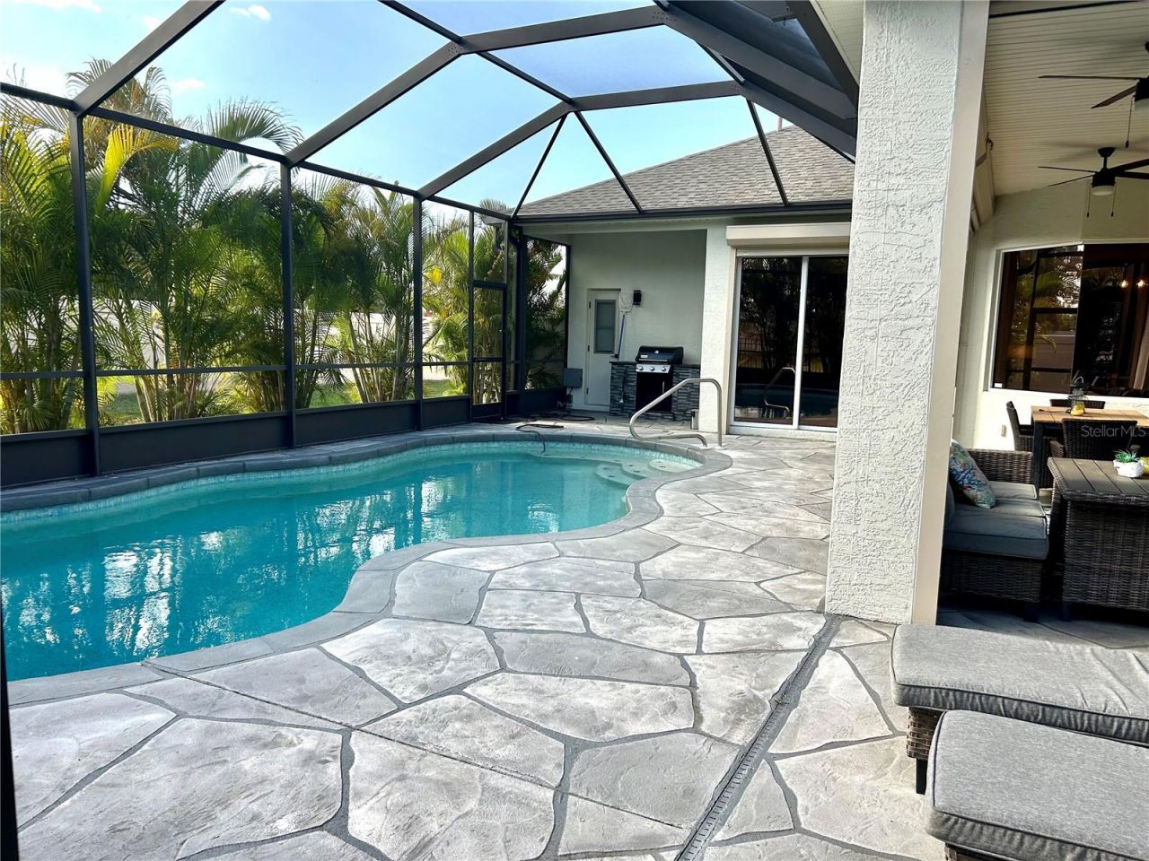 7448 39th Court E, Sarasota, FL 34243 Photo