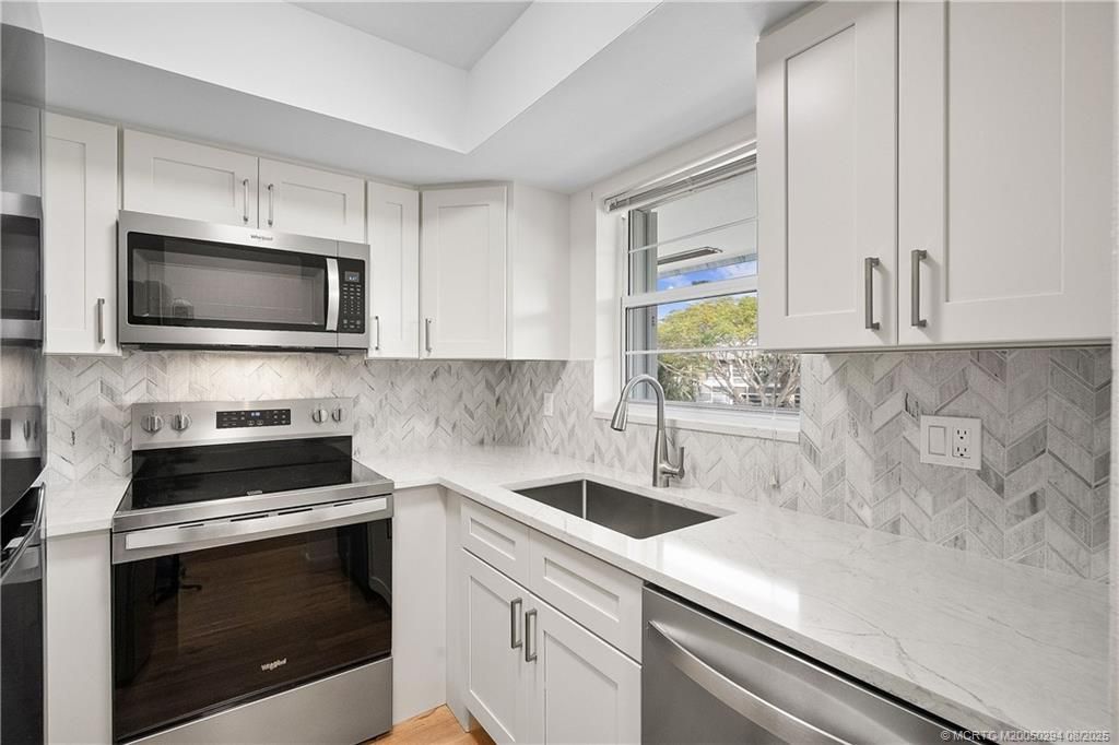 2929 SE Ocean Boulevard, Unit 108-7, Stuart, FL 34996 Photo