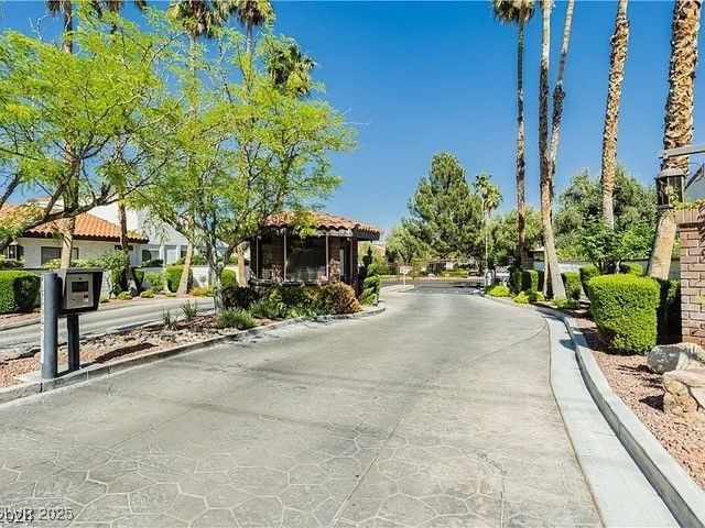 4567 Madreperla Street, Las Vegas, NV 89121 Main Photo