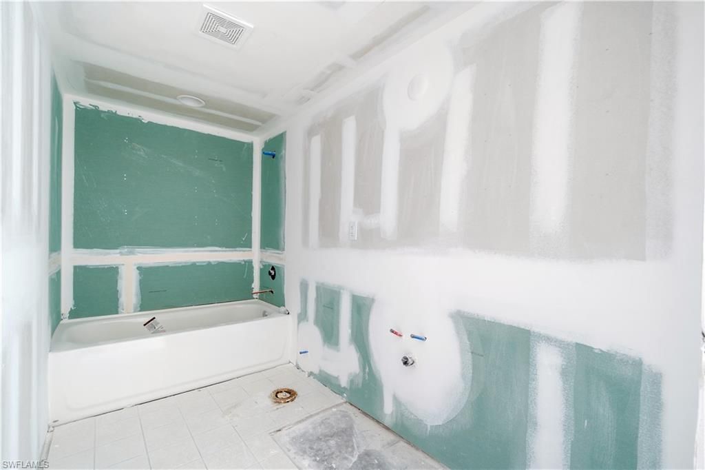 26130 Hickory Blvd, Unit 1B, Bonita Springs, FL 34134 Photo