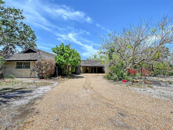 5502 SHADOW LAWN DRIVE, SARASOTA, FL 34242