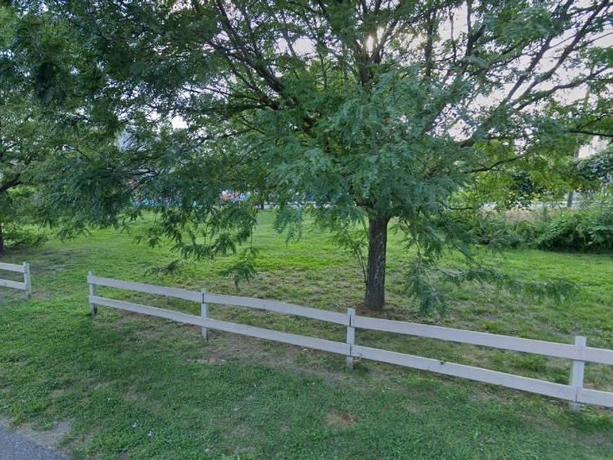 2220 N Leithgow Street, Philadelphia, PA 19133 Main Photo