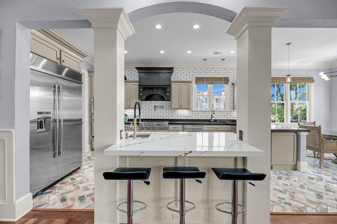 2254 Beckenham Drive Photo 20