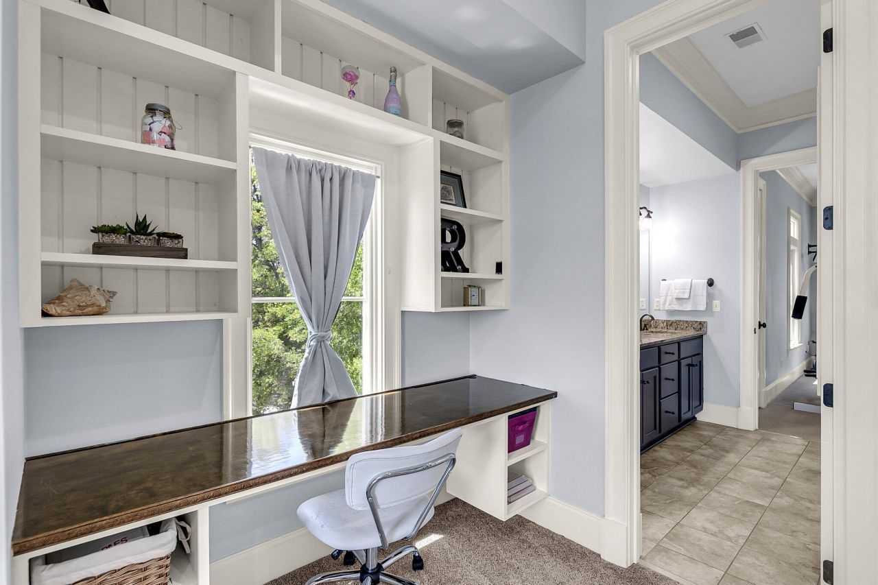 2254 Beckenham Drive Photo 45