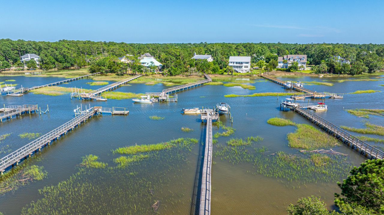 2254 Beckenham Drive Photo 56