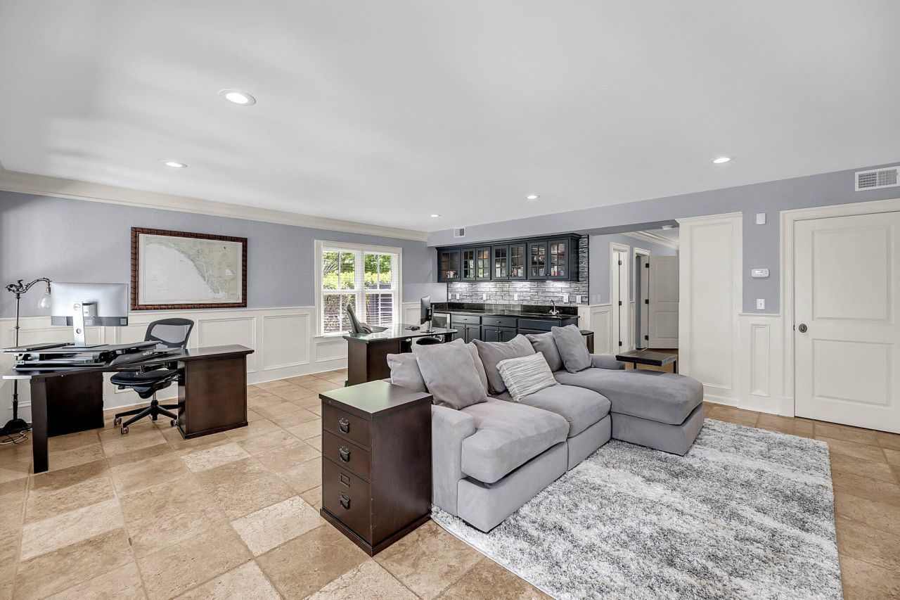 2254 Beckenham Drive Photo 68