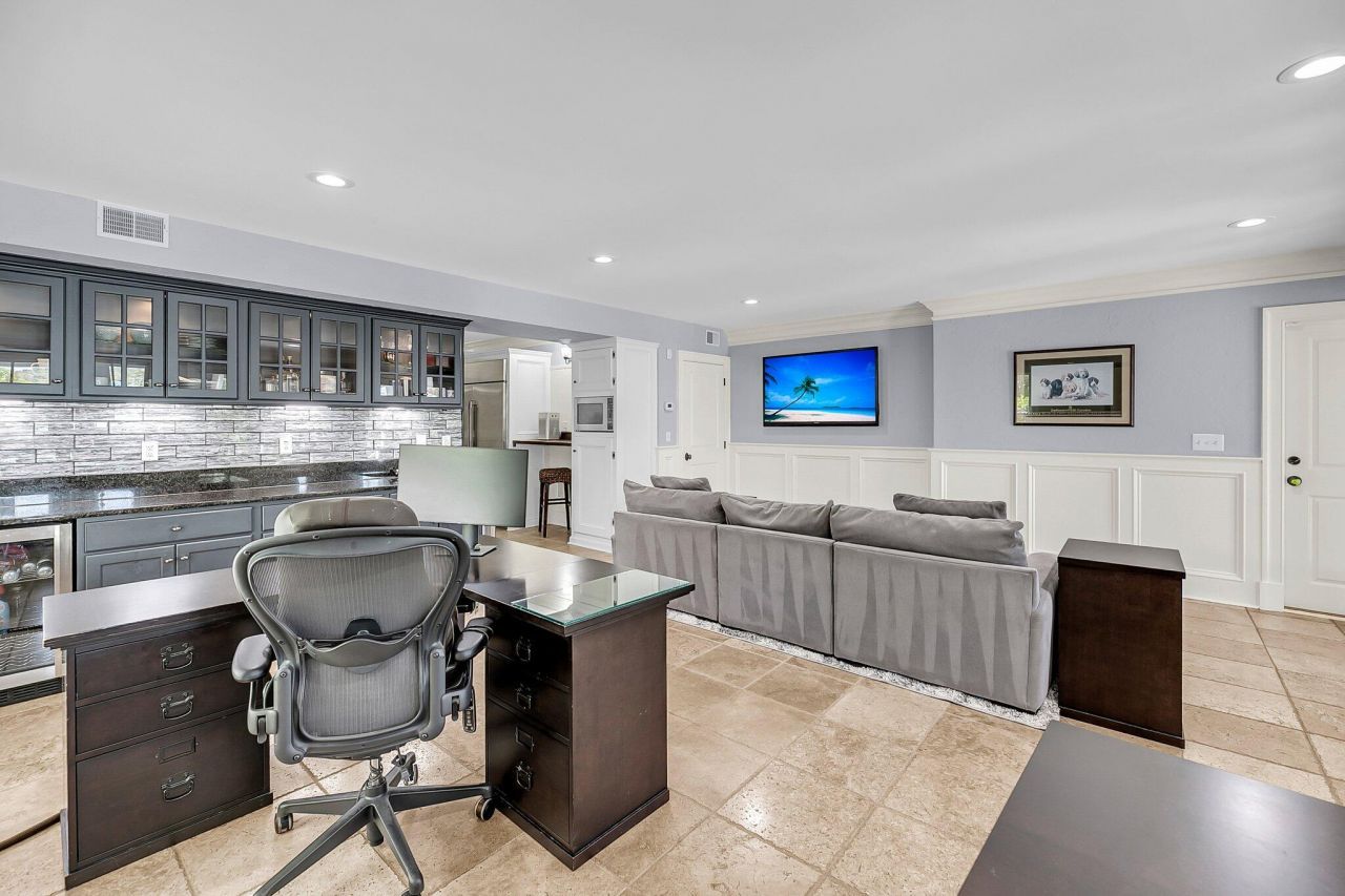 2254 Beckenham Drive Photo 69