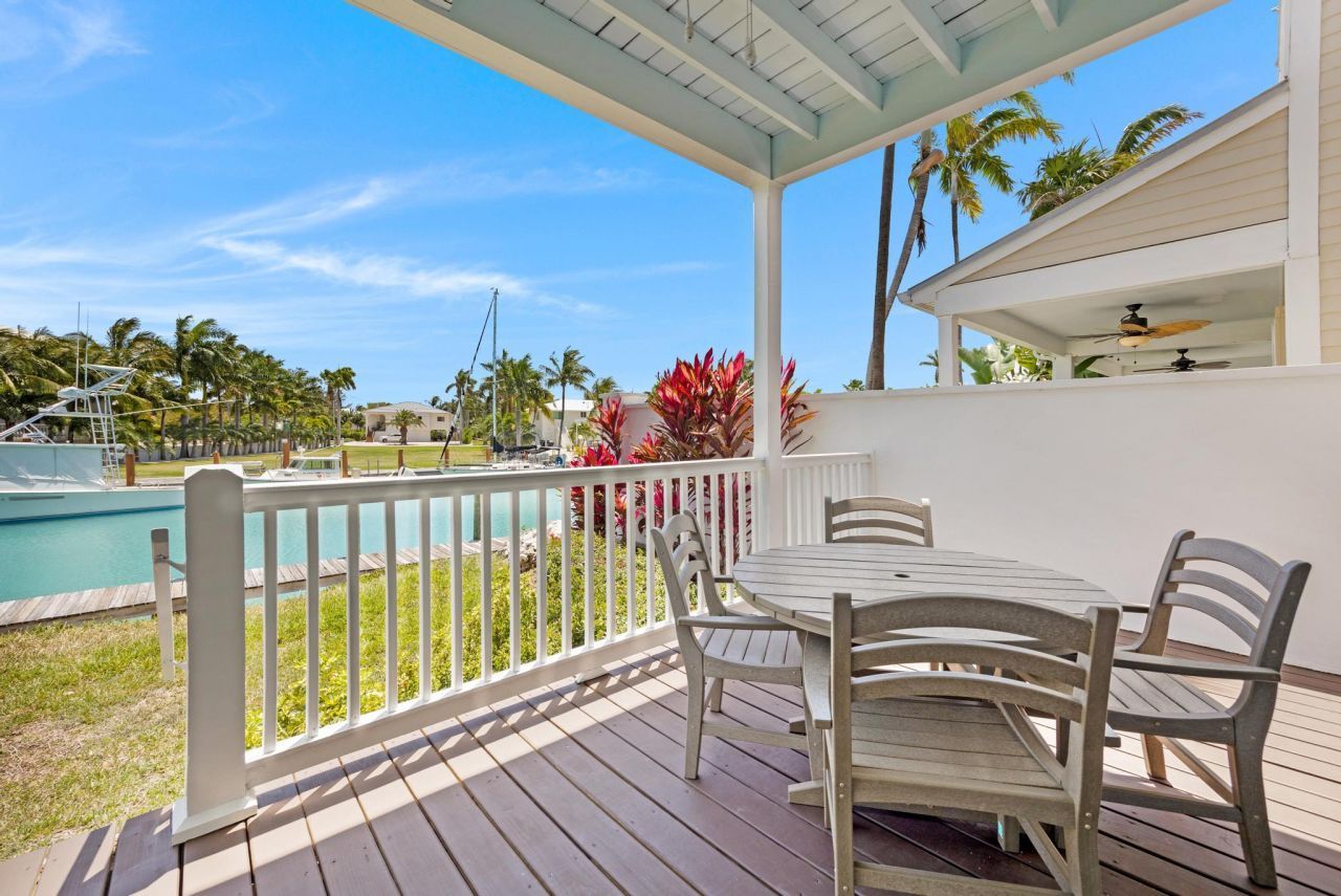 7041 Harbor Village Drive, Duck, FL 33050 Photo