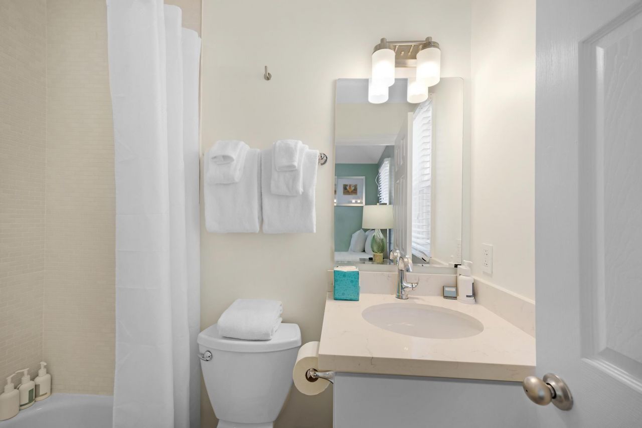 7041 Harbor Village Drive, Duck, FL 33050 Photo