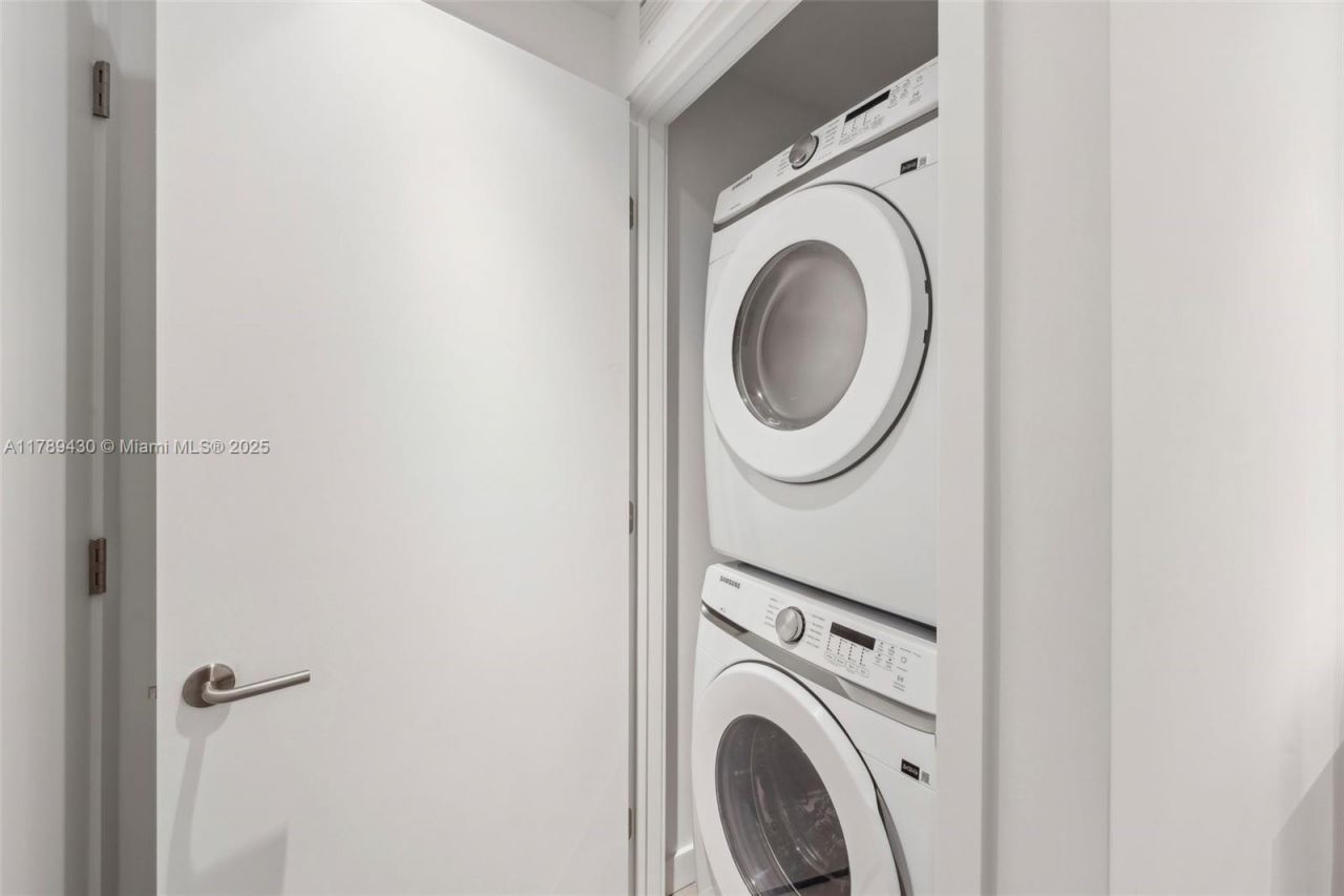 500 Alton Rd., Unit 3004, Miami Beach, FL 33139 Photo