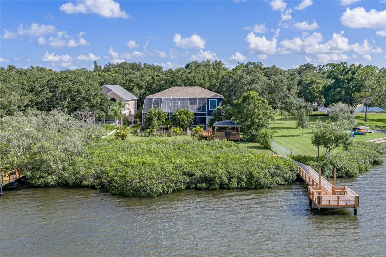3484 Shore Drive, Safety Harbor, FL 34695 Photo