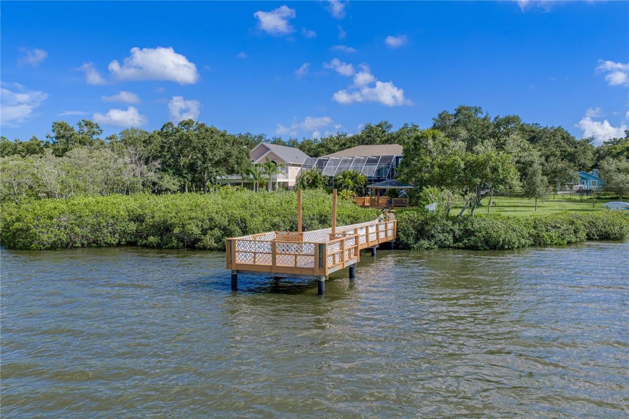 3484 Shore Drive, Safety Harbor, FL 34695 Photo