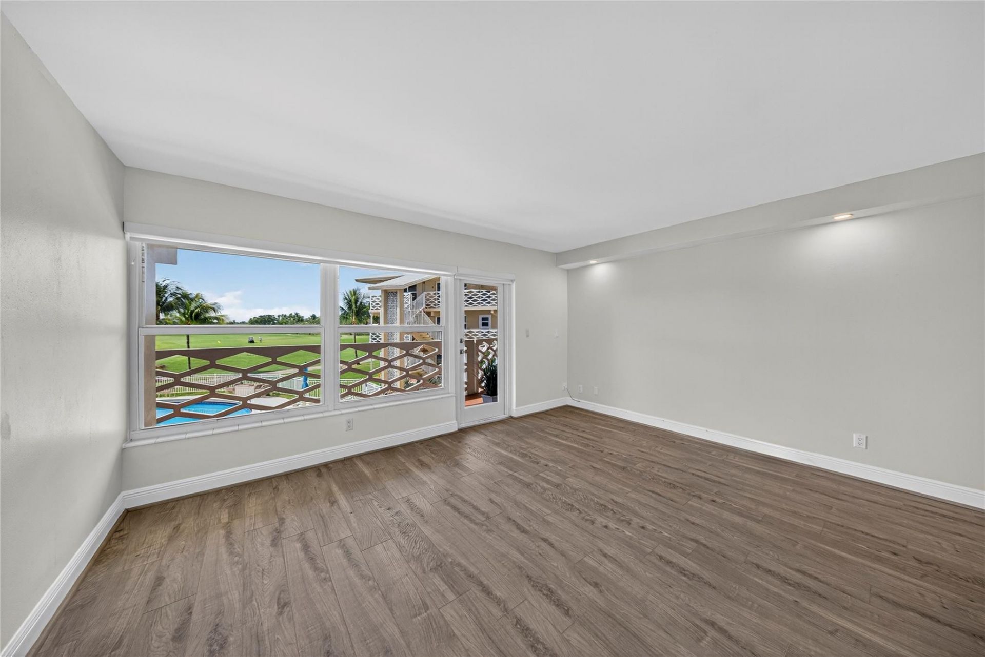 4836 NE 23rd Avenue, Unit 17, Fort Lauderdale, FL 33308 Photo