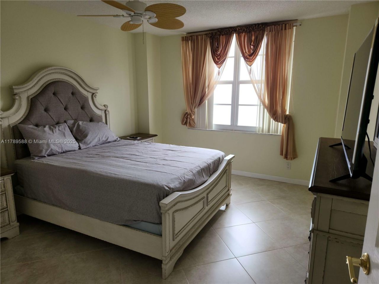 3725 S Ocean Dr, Unit 1108, Hollywood, FL 33019 Photo