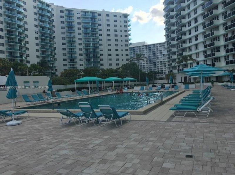 3725 S Ocean Dr, Unit 1108, Hollywood, FL 33019 Photo