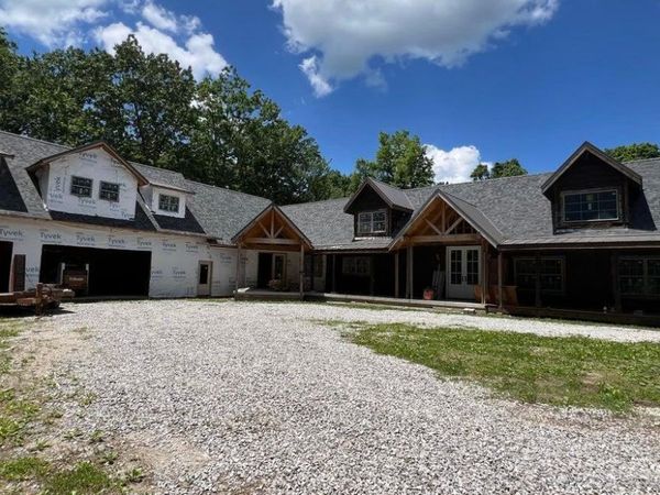 1631 Grave Hill Rd, Oneida, TN 37841