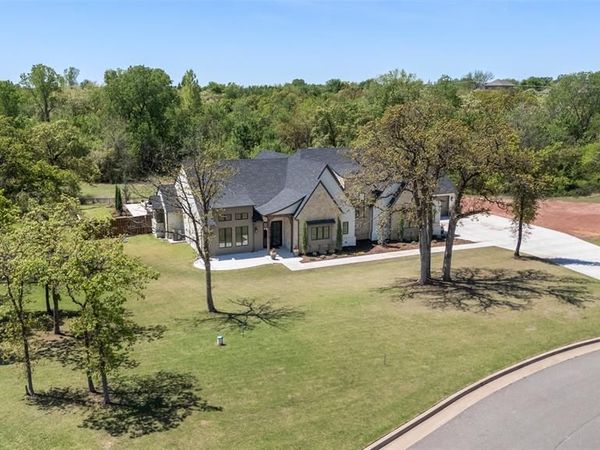 4424 Moulin Road, Edmond, OK 73034