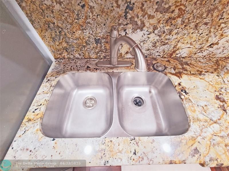 139 Sparrow Dr, Unit 4B, Royal Palm Beach, FL 33411 Photo