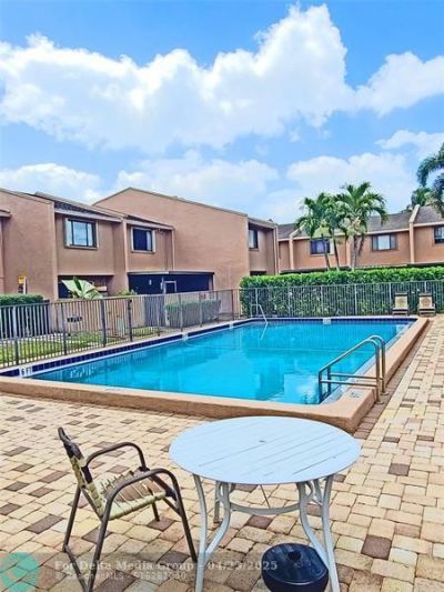 139 Sparrow Dr, Unit 4B, Royal Palm Beach, FL 33411 Photo