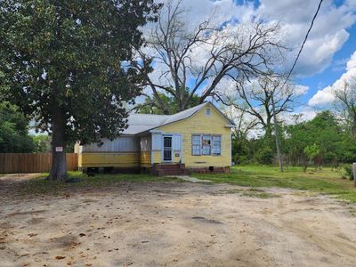 2099 Legrand Smoak Street, Cordova, SC 29039