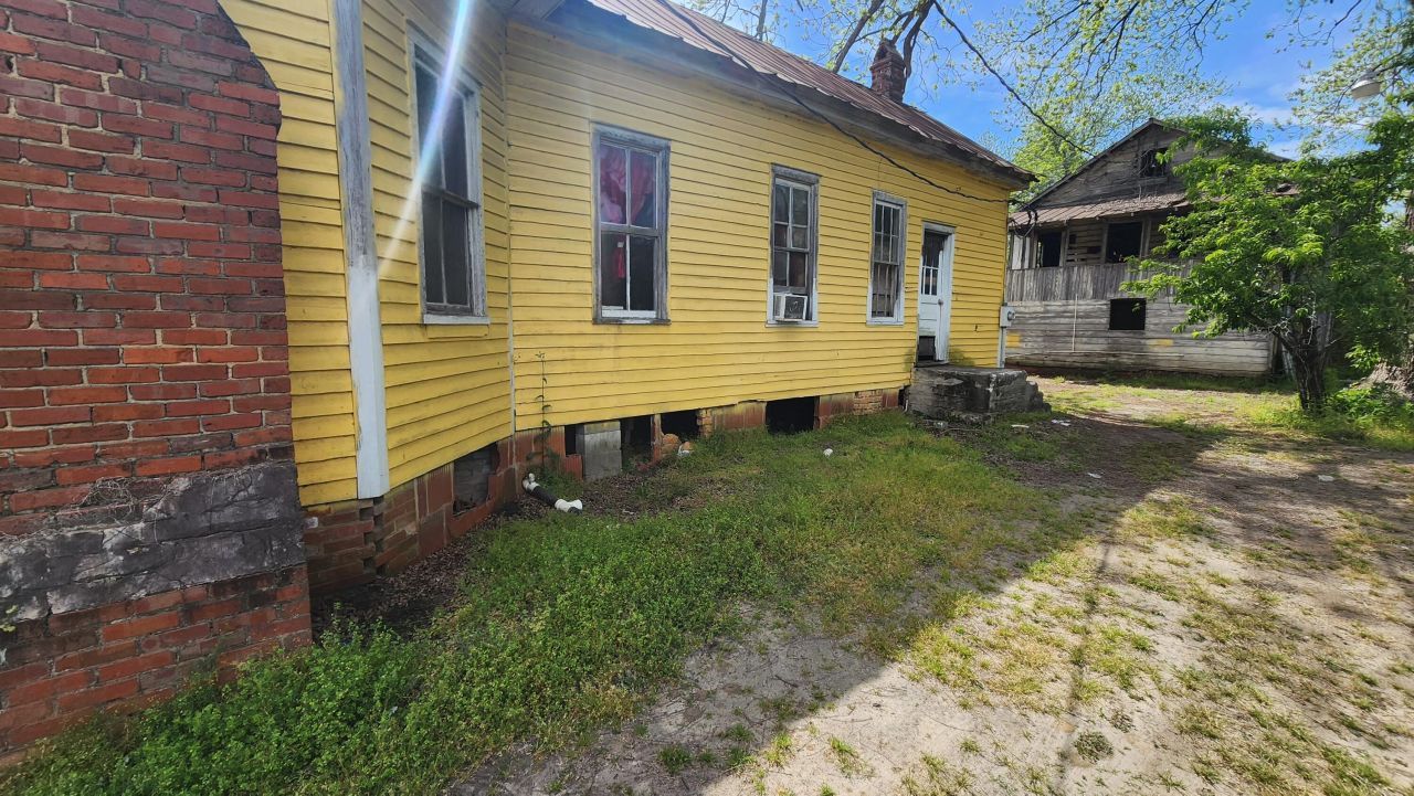 2099 Legrand Smoak Street Photo 16