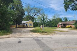 2099 Legrand Smoak Street photo 4