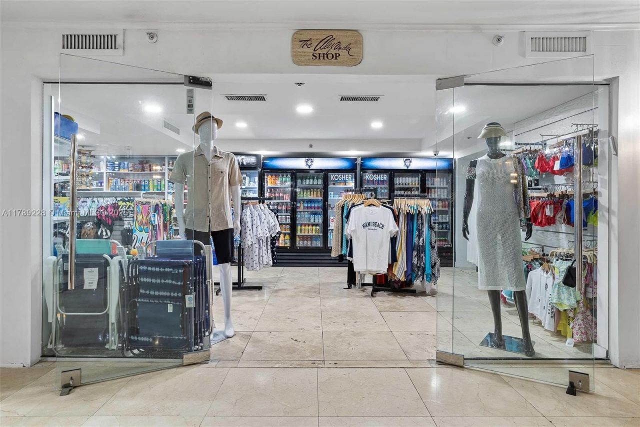 5225 Collins Ave, Unit 1117, Miami Beach, FL 33140 Photo